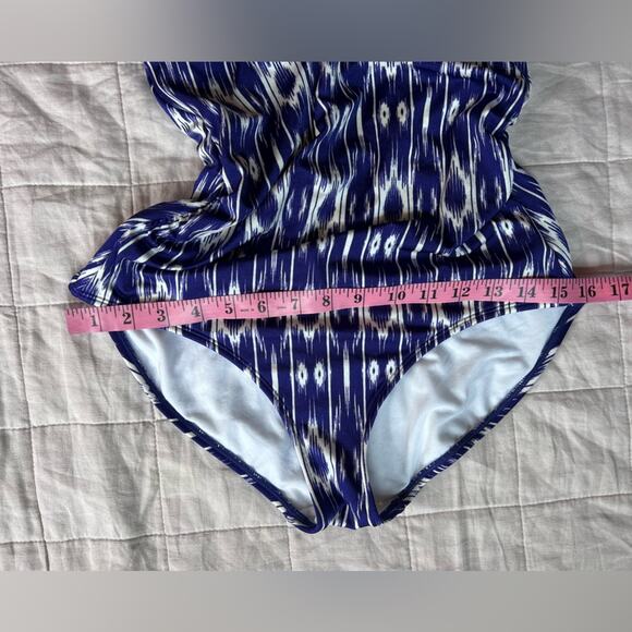 Athleta Vibrant Blue & White Amalfi Ikat Print One Piece Swimsuit - Medium - Picture 10 of 13